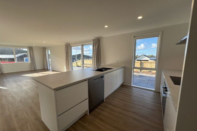 Photo of property in 72 Rock Ridge Drive, Te Kamo, Whangarei, 0112