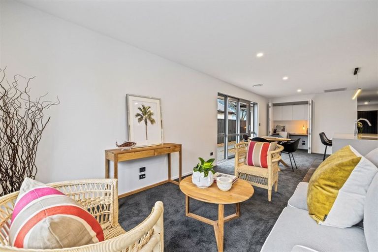 Photo of property in 6 Malaga Crescent, Harewood, Christchurch, 8051