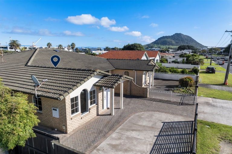 Photo of property in 1/56 Pitau Road, Mount Maunganui, 3116
