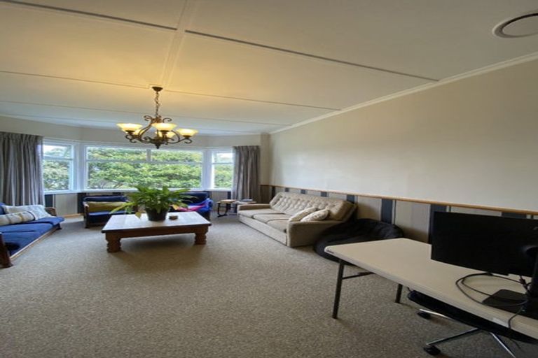 Photo of property in 33 Awatea Street, Ranui, Porirua, 5024