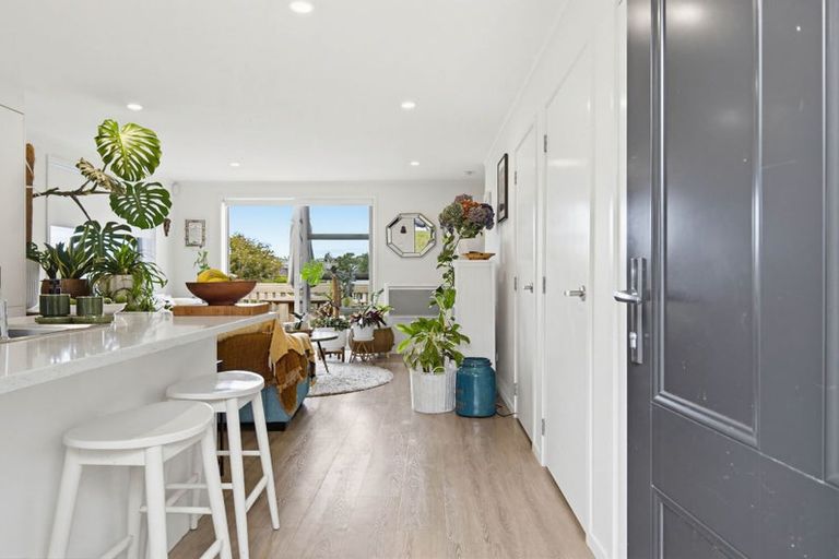 Photo of property in 44b Ambler Avenue, Glen Eden, Auckland, 0602