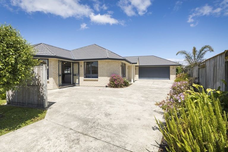 Photo of property in 10 Brooklyn Heights Drive, Kelvin Grove, Palmerston North, 4414