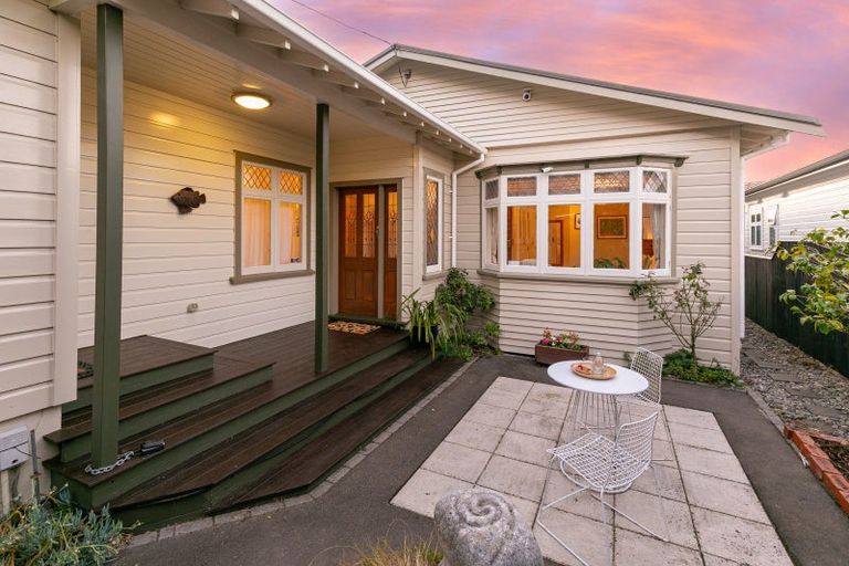 Photo of property in 43 Darlington Road, Miramar, Wellington, 6022