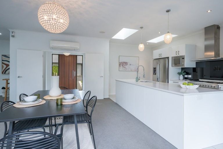 Photo of property in 2 Ashfield Place, Richmond, 7020