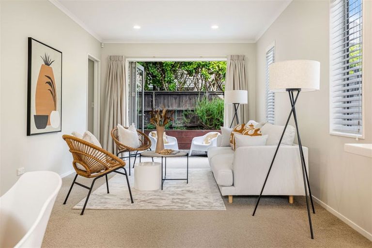 Photo of property in 17 Station Street, Hobsonville, Auckland, 0616