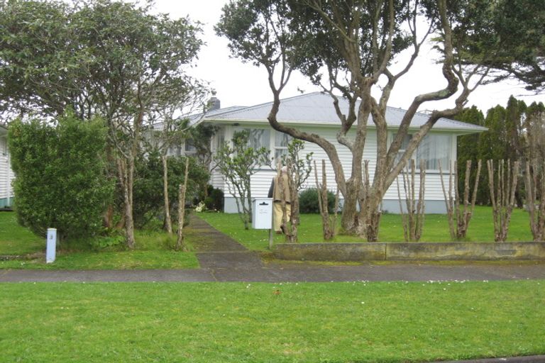 Photo of property in 54 Cowling Road, Hurdon, New Plymouth, 4310