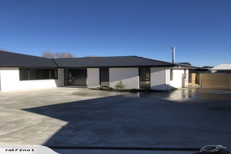 Photo of property in 22 Freedom Drive, Kelvin Grove, Palmerston North, 4414