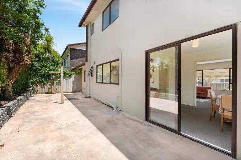 Photo of property in 2/16a Puriri Street, Takapuna, Auckland, 0622