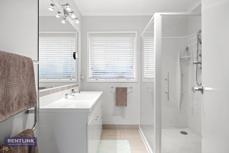 Photo of property in 29 Rosella Drive, Welcome Bay, Tauranga, 3112