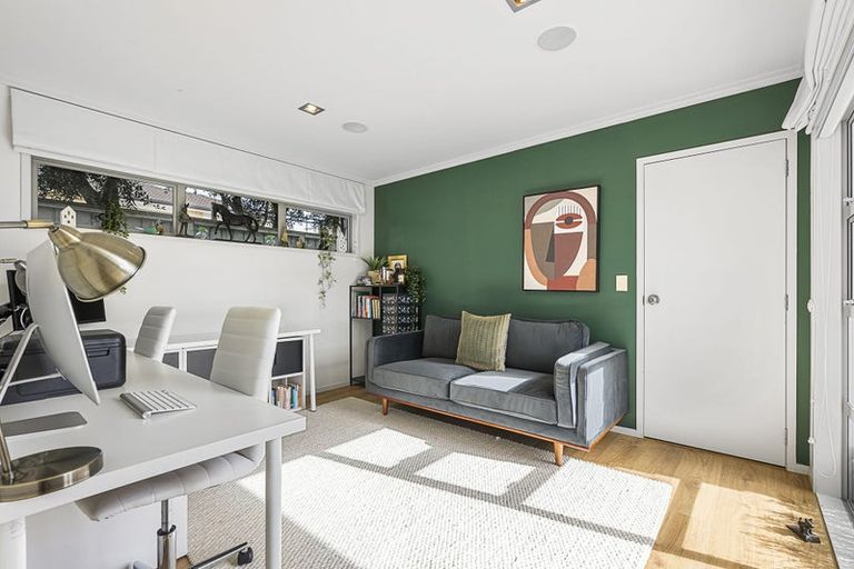 Photo of property in 6 Regent Street, Devonport, Auckland, 0624