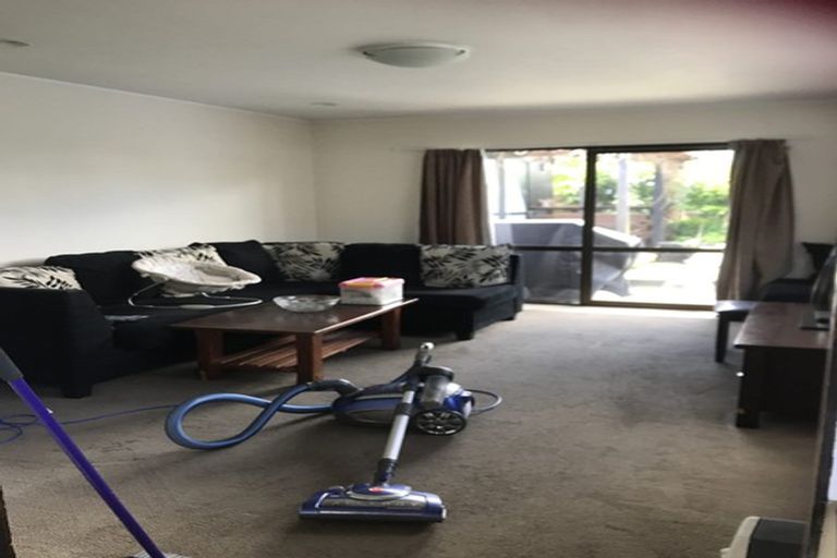 Photo of property in 4/4 Jarman Road, Mount Wellington, Auckland, 1060