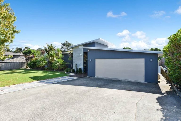 Photo of property in 7 Wicklam Lane, Greenhithe, Auckland, 0632