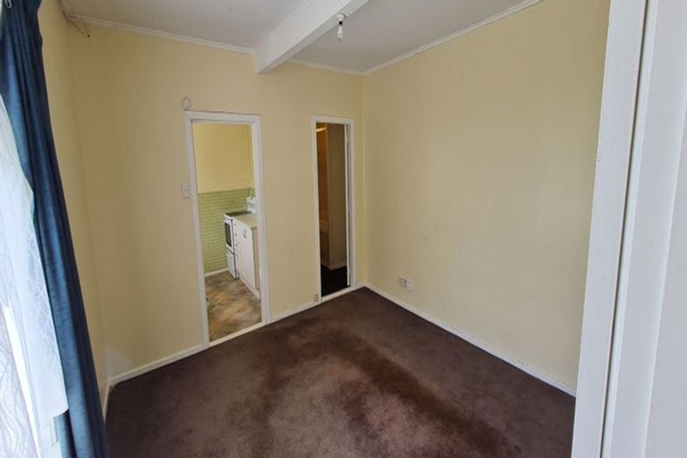 Photo of property in 96 Nairn Street, Mount Cook, Wellington, 6011