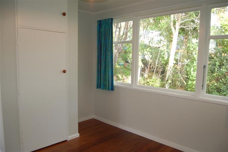 Photo of property in 101 Manuka Street, Stokes Valley, Lower Hutt, 5019