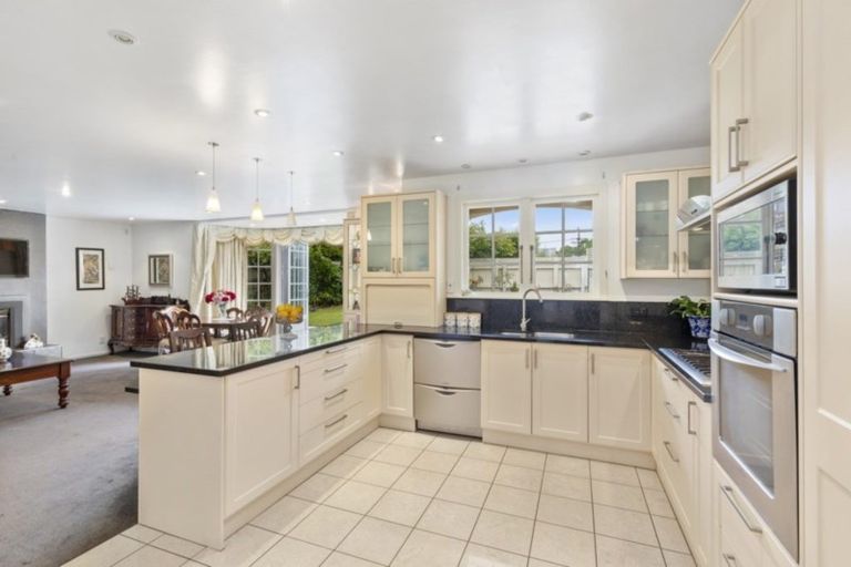 Photo of property in 25 Orr Crescent, Hutt Central, Lower Hutt, 5011