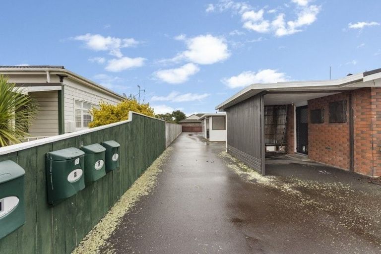 Photo of property in 1/128 Albert Street, Terrace End, Palmerston North, 4410