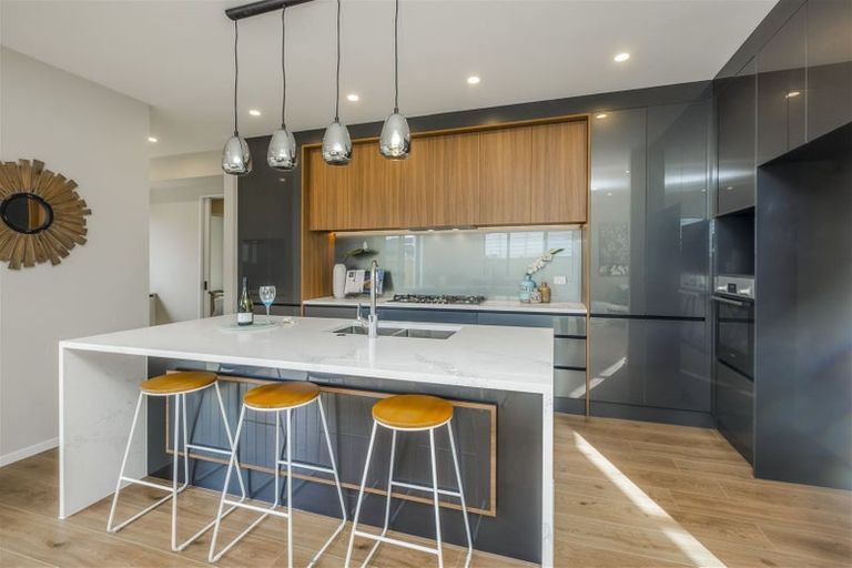 Photo of property in 7 Bendridge Street, Flat Bush, Auckland, 2019