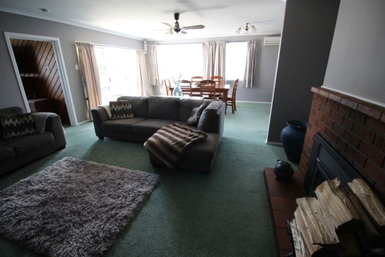 Photo of property in 13 Aotea Crescent, Tokoroa, 3420