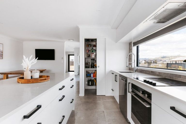 Photo of property in 51 Manawa Road, Papamoa Beach, Papamoa, 3118