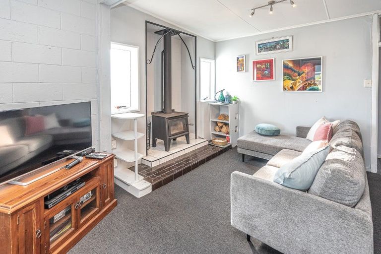 Photo of property in 19 Rapaki Street, Koitiata, Whanganui, 4581