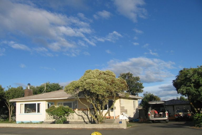 Photo of property in 97 The Esplanade, Westshore, Napier, 4110