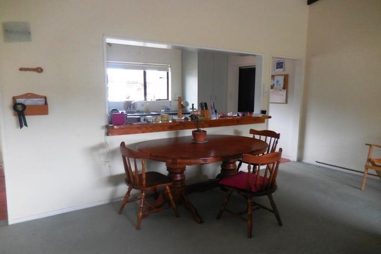 Photo of property in 57 Andrew Street, Waikanae, 5036