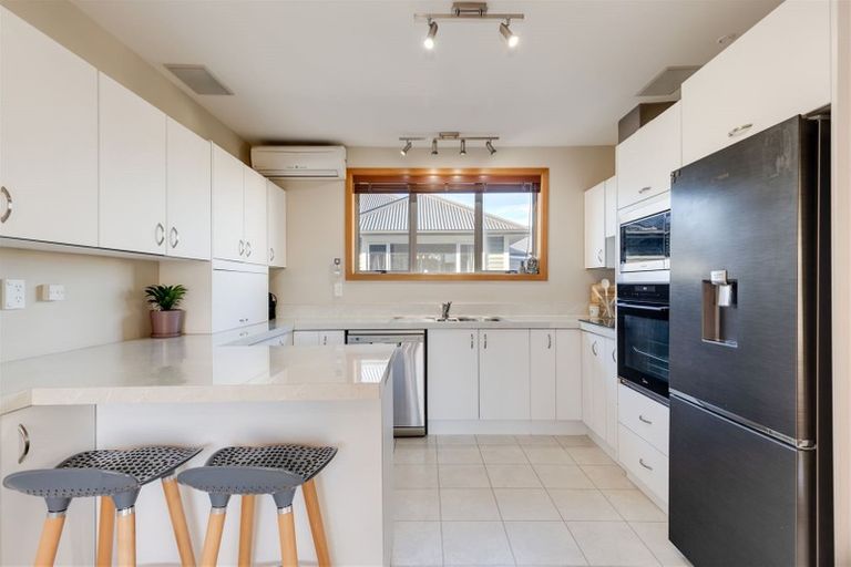 Photo of property in 58 Birchfield Avenue, Dallington, Christchurch, 8061