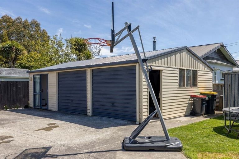 Photo of property in 24 Aylesford Street, Mairehau, Christchurch, 8013