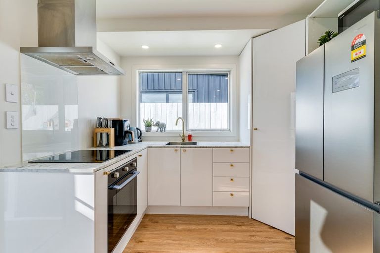 Photo of property in 8 Cashel Street, South Dunedin, Dunedin, 9012