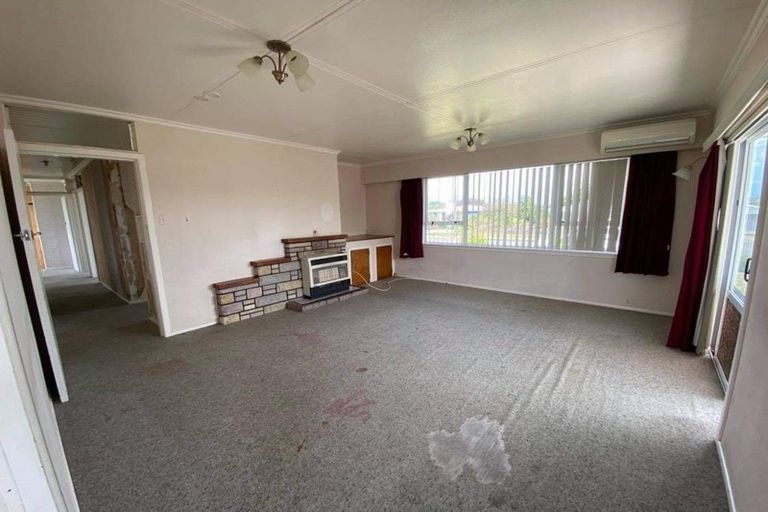 Photo of property in 106 Stanners Street, Eltham, 4322