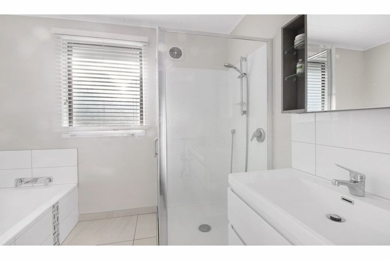 Photo of property in 47 George Street, Rotherham, 7379