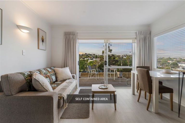 Photo of property in 1/11 Penning Road, Milford, Auckland, 0620