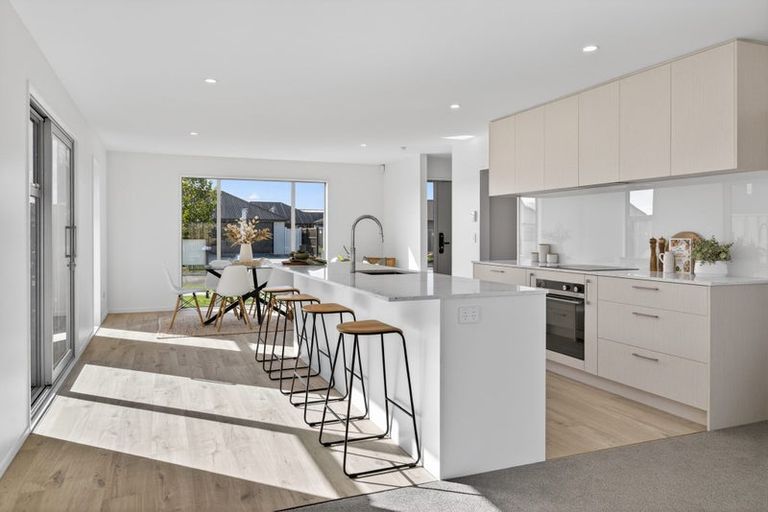 Photo of property in 6 Inch Crescent, Rangiora, 7400