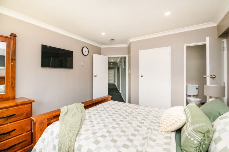 Photo of property in 128 Long Melford Road, Awapuni, Palmerston North, 4412