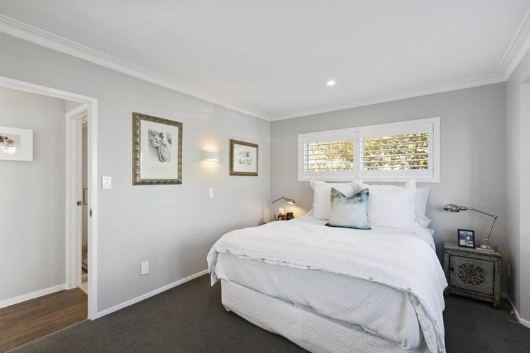 Photo of property in 1/87-89 Hinemoa Street, Birkenhead, Auckland, 0626