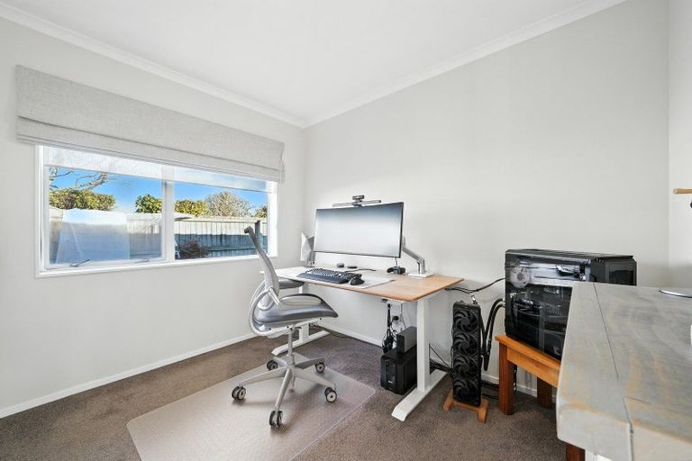 Photo of property in 48 Panckhurst Drive, Woodend, 7610