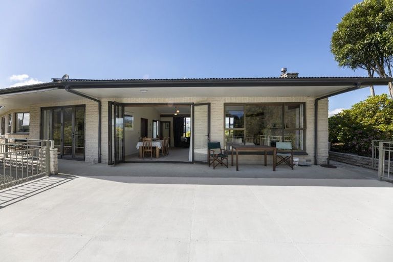 Photo of property in 33 Blanket Bay Road, Sawyers Bay, Port Chalmers, 9023