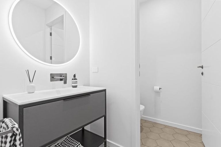 Photo of property in 36 Orchard Road, Greytown, 5712