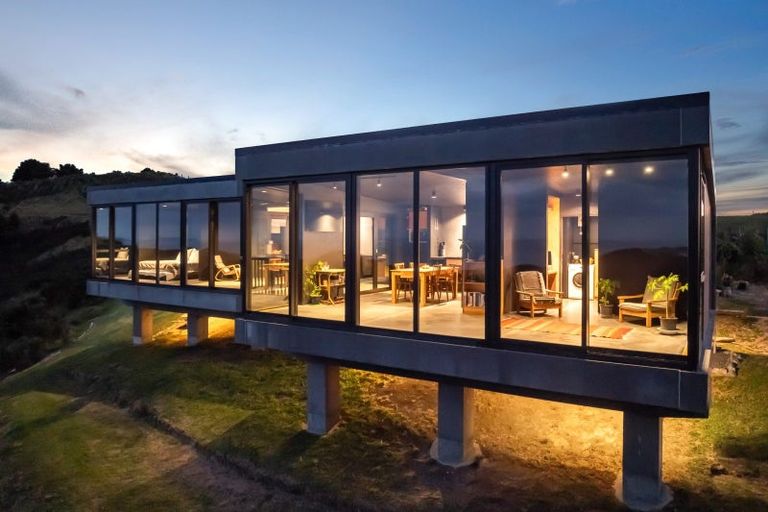 Photo of property in 49 Sandy Bay Farms Road, Matapouri, Whangarei, 0173