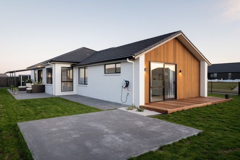 Photo of property in 24 Turnberry Crescent, Morrinsville, 3300