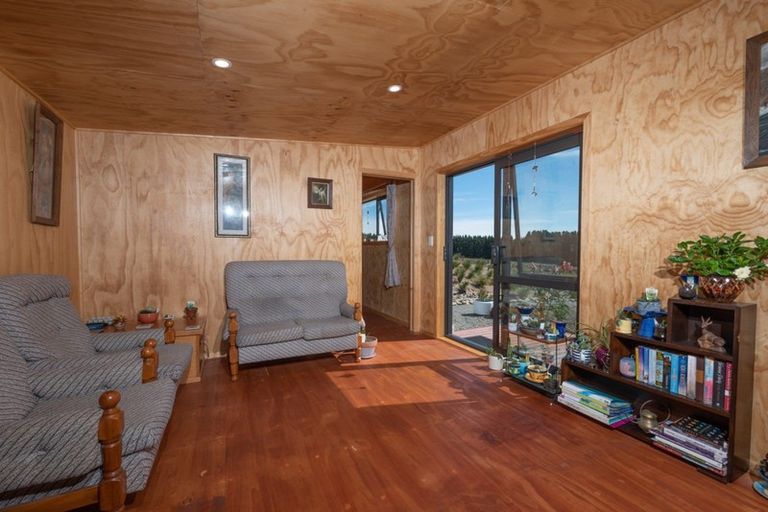 Photo of property in 2 Nugget Lane, Patearoa, Ranfurly, 9398