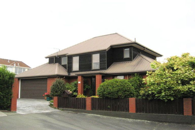 Photo of property in 1/7 Derenzy Place, Avonhead, Christchurch, 8042