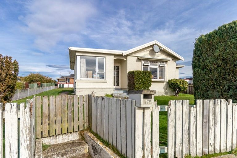 Photo of property in 129 Centre Street, Heidelberg, Invercargill, 9812