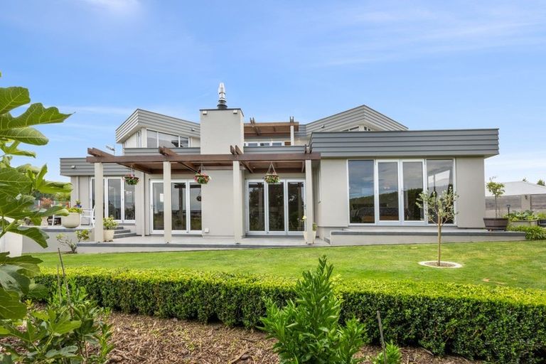 Photo of property in 88 Rochfort Road, Havelock North, 4130