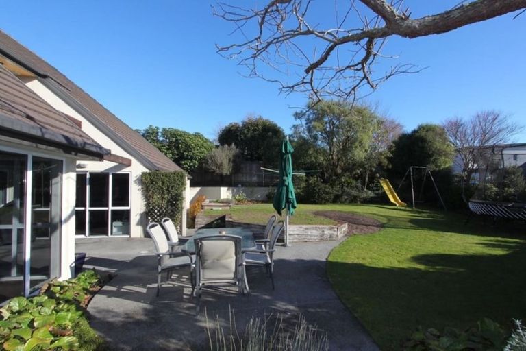 Photo of property in 11 Oregon Place, Burwood, Christchurch, 8061