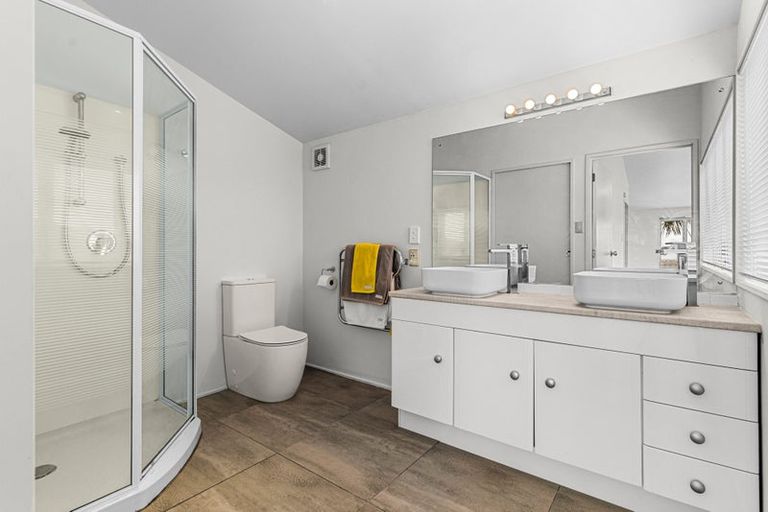 Photo of property in 43 Cullen Street, Mangawhai Heads, Mangawhai, 0505