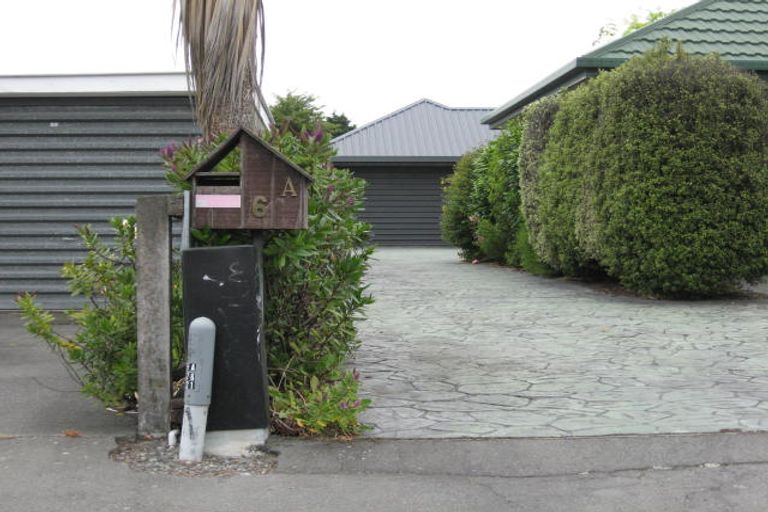 Photo of property in 6 Peer Street, Upper Riccarton, Christchurch, 8041