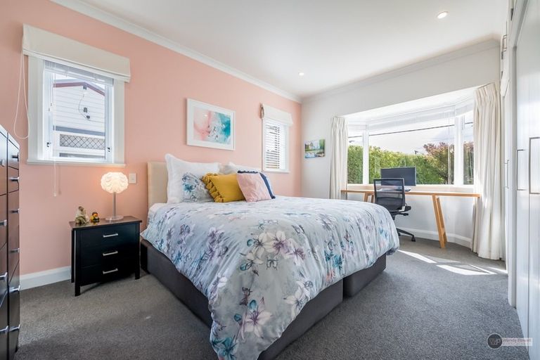 Photo of property in 17 Ropata Crescent, Boulcott, Lower Hutt, 5010