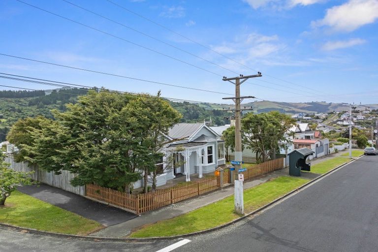 Photo of property in 28 Harrington Street, Port Chalmers, 9023