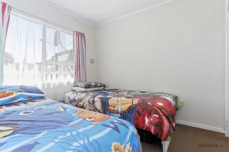 Photo of property in 2/22c Evans Road, Glen Eden, Auckland, 0602